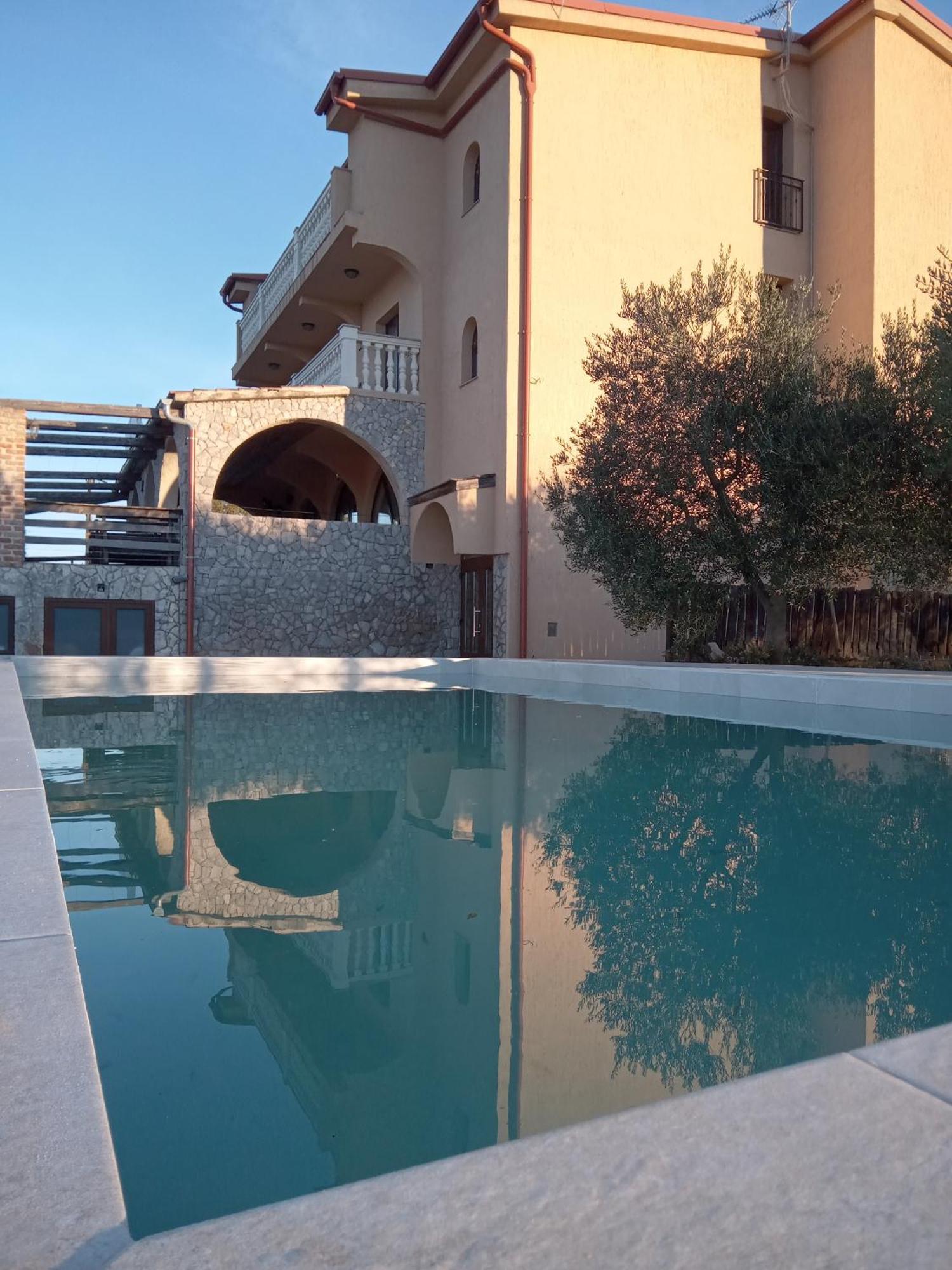 B&B Tonivale Skrbčići 外观 照片