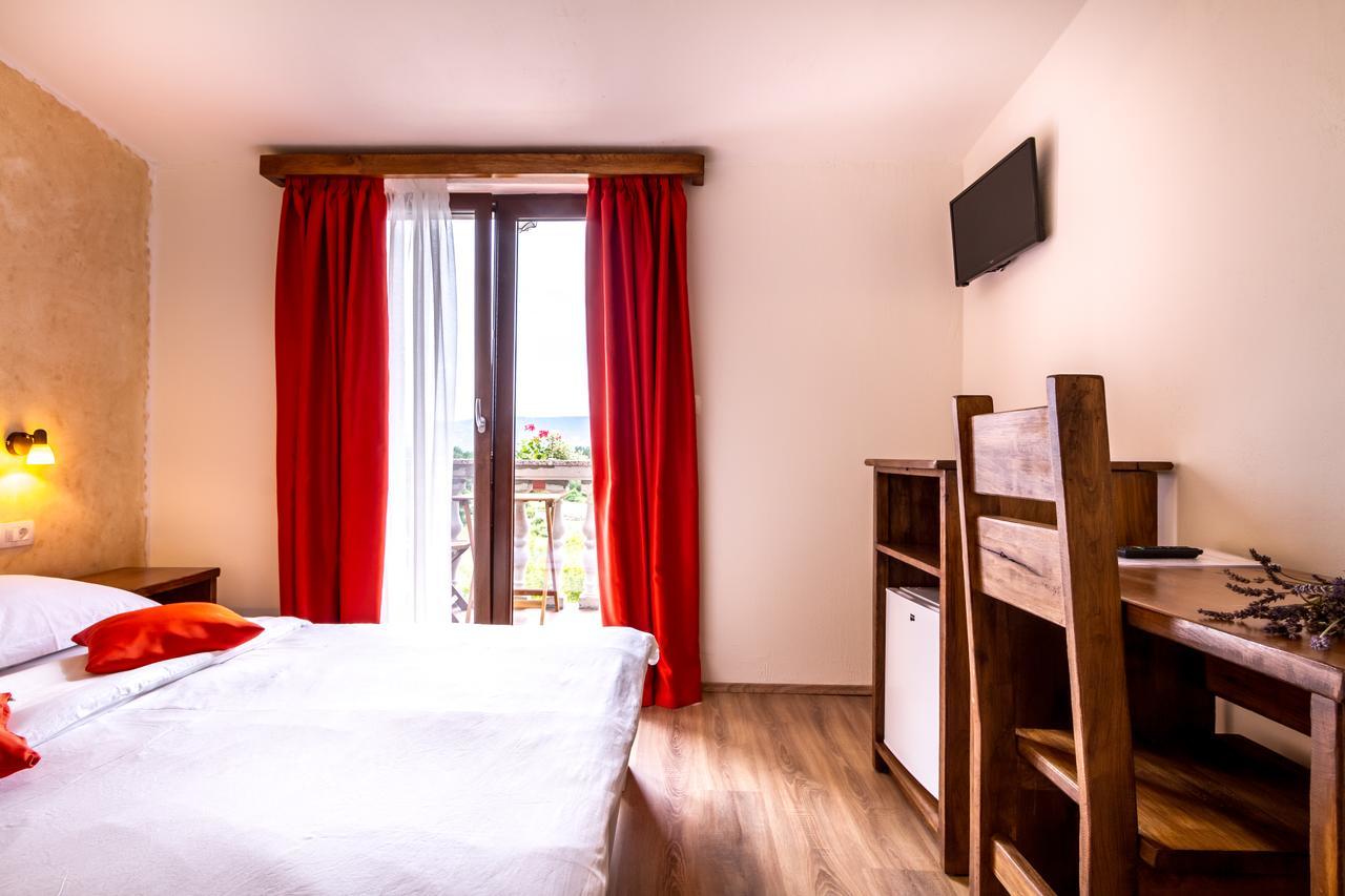 B&B Tonivale Skrbčići 外观 照片