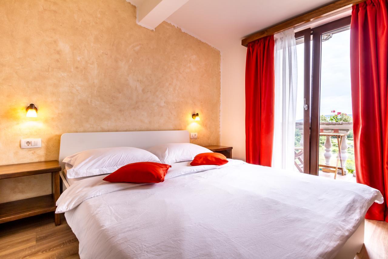 B&B Tonivale Skrbčići 外观 照片
