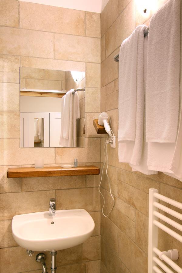 B&B Tonivale Skrbčići 外观 照片